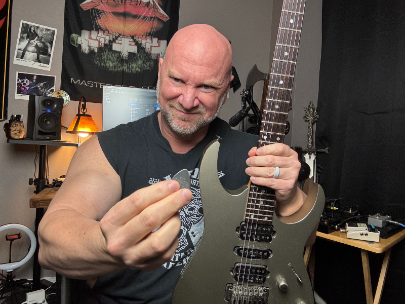 Tight alternate picking and down picking for metal riffs